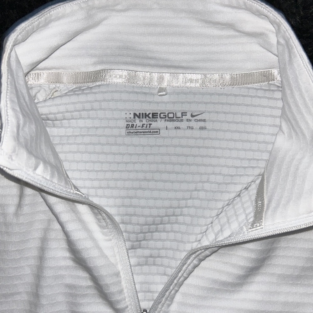 Nike jacket - Picture 2 of 3